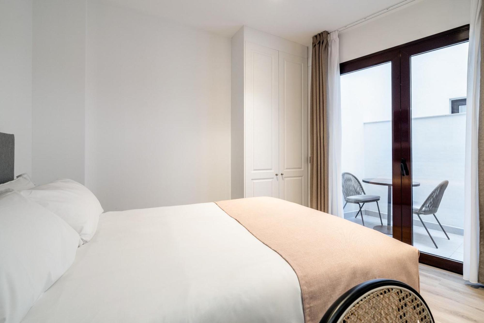 Limehome Malaga Calle Victoria Стая снимка