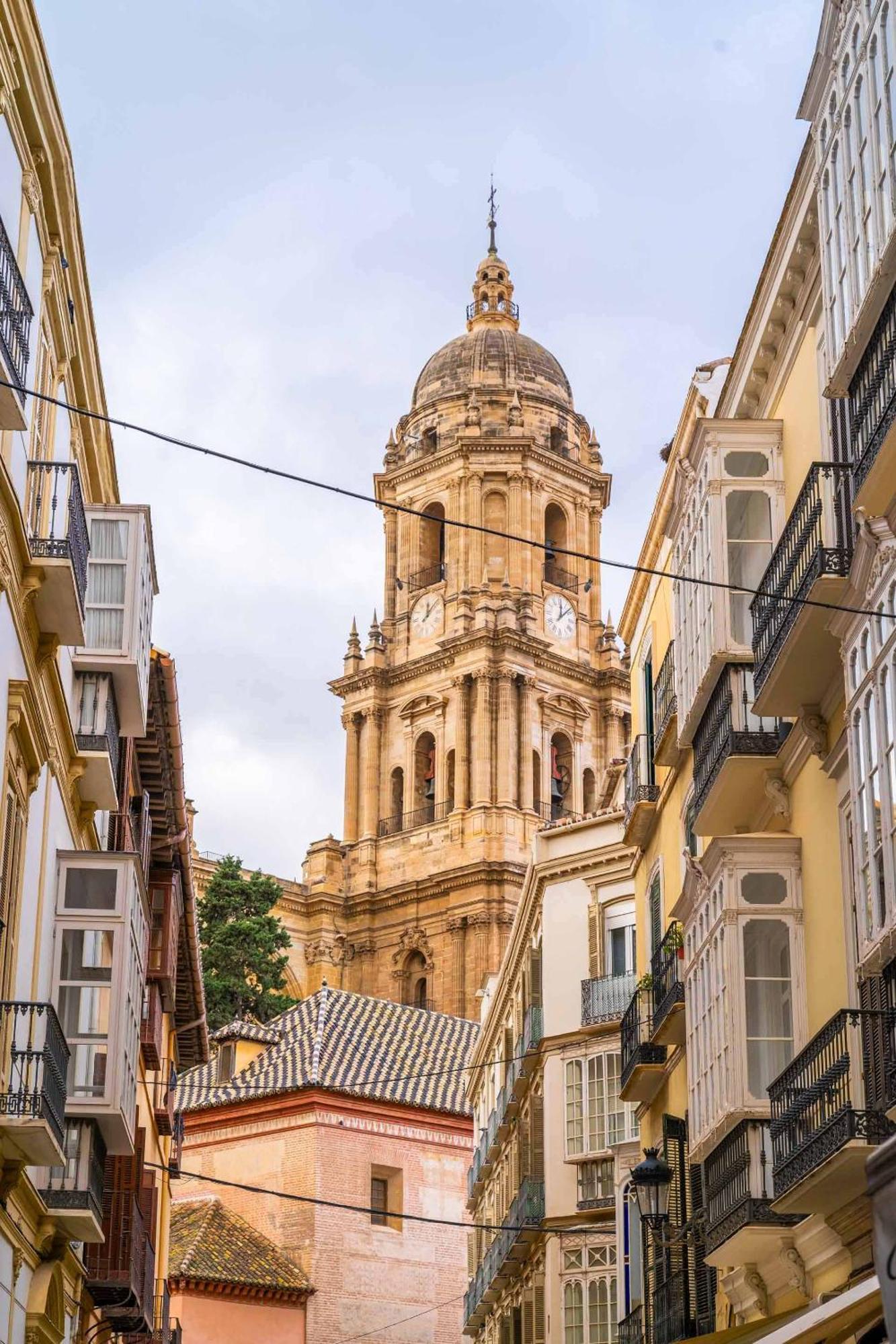 Limehome Malaga Calle Victoria Екстериор снимка
