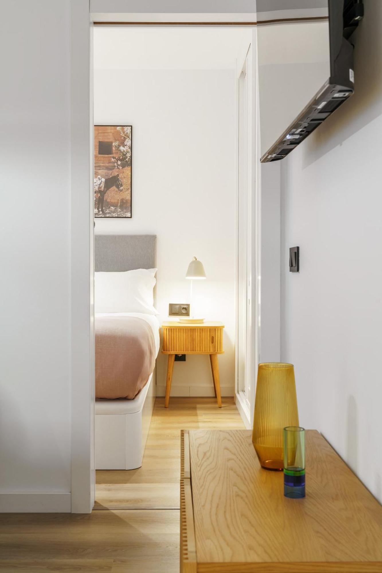 Limehome Malaga Calle Victoria Стая снимка
