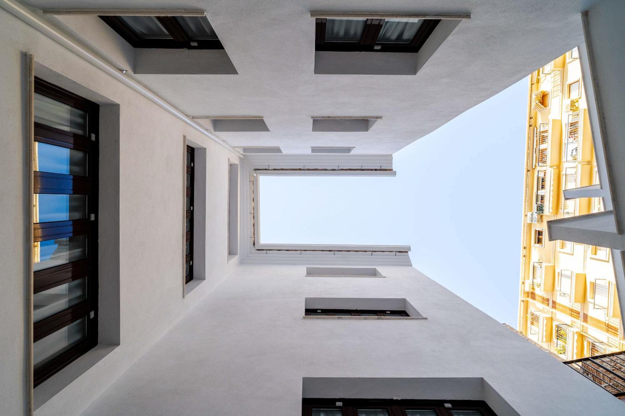 Limehome Malaga Calle Victoria Екстериор снимка