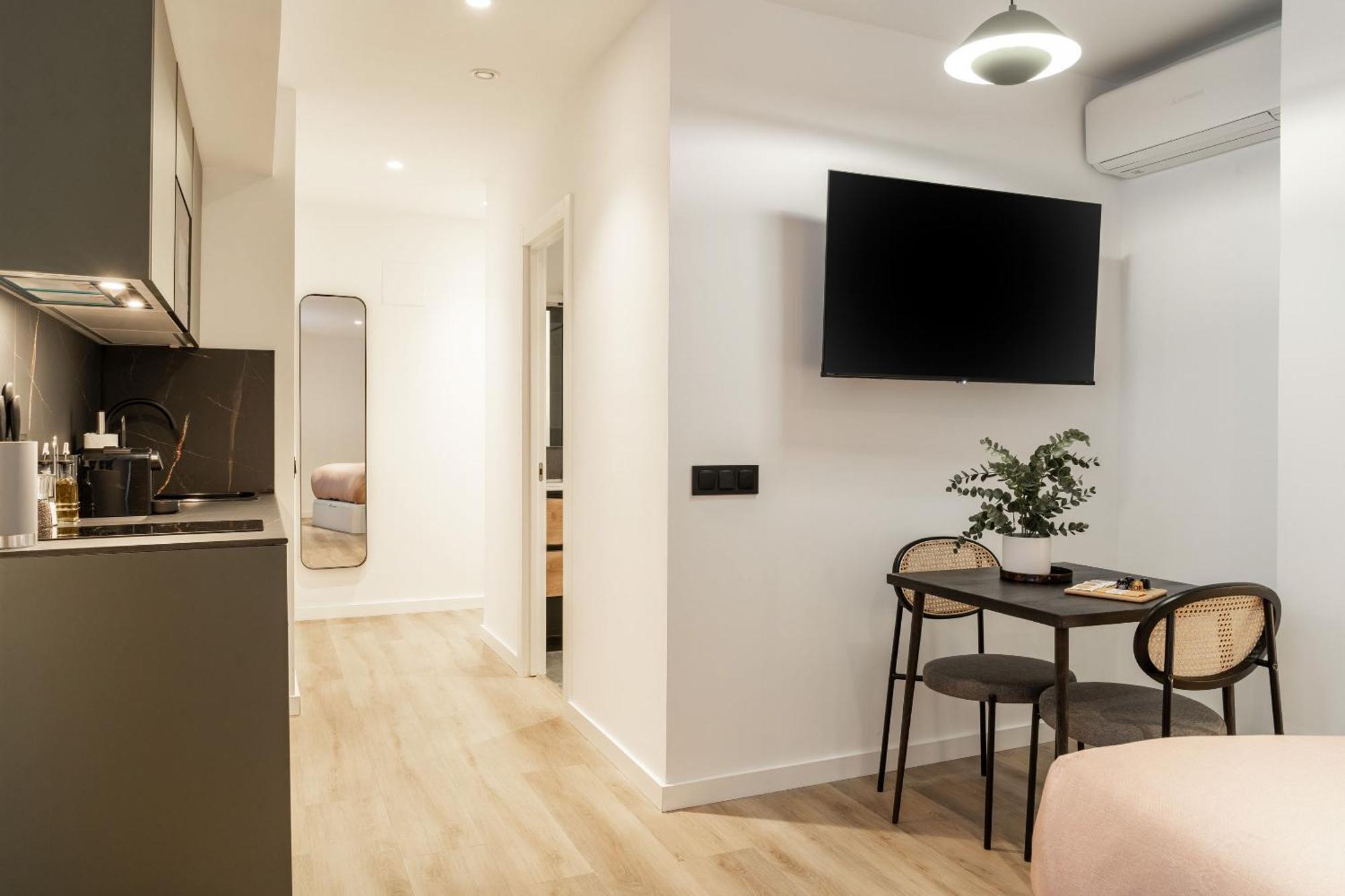 Limehome Malaga Calle Victoria Стая снимка