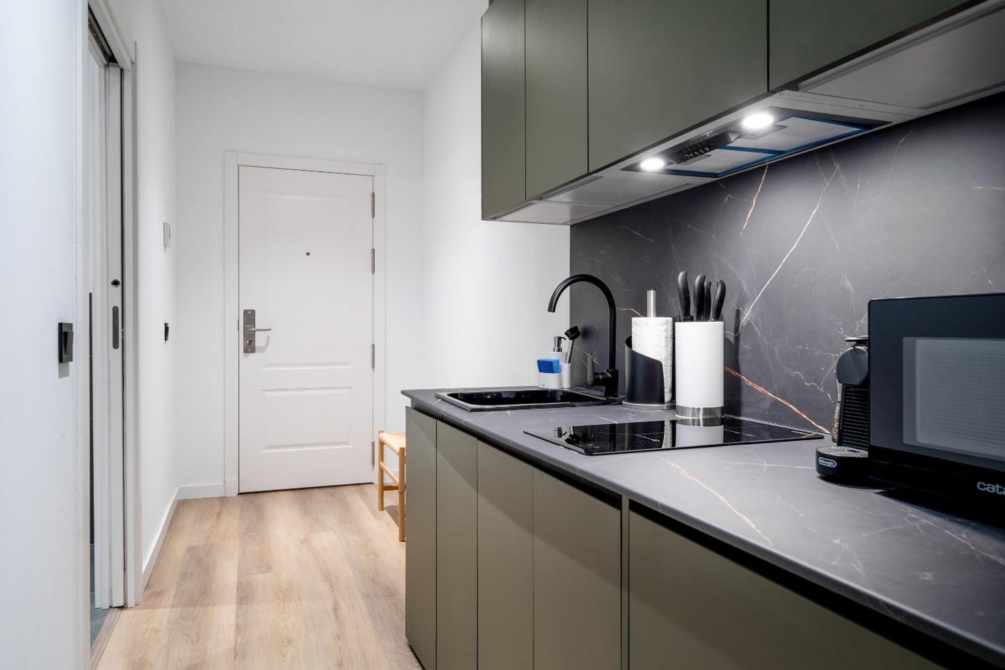 Limehome Malaga Calle Victoria Стая снимка