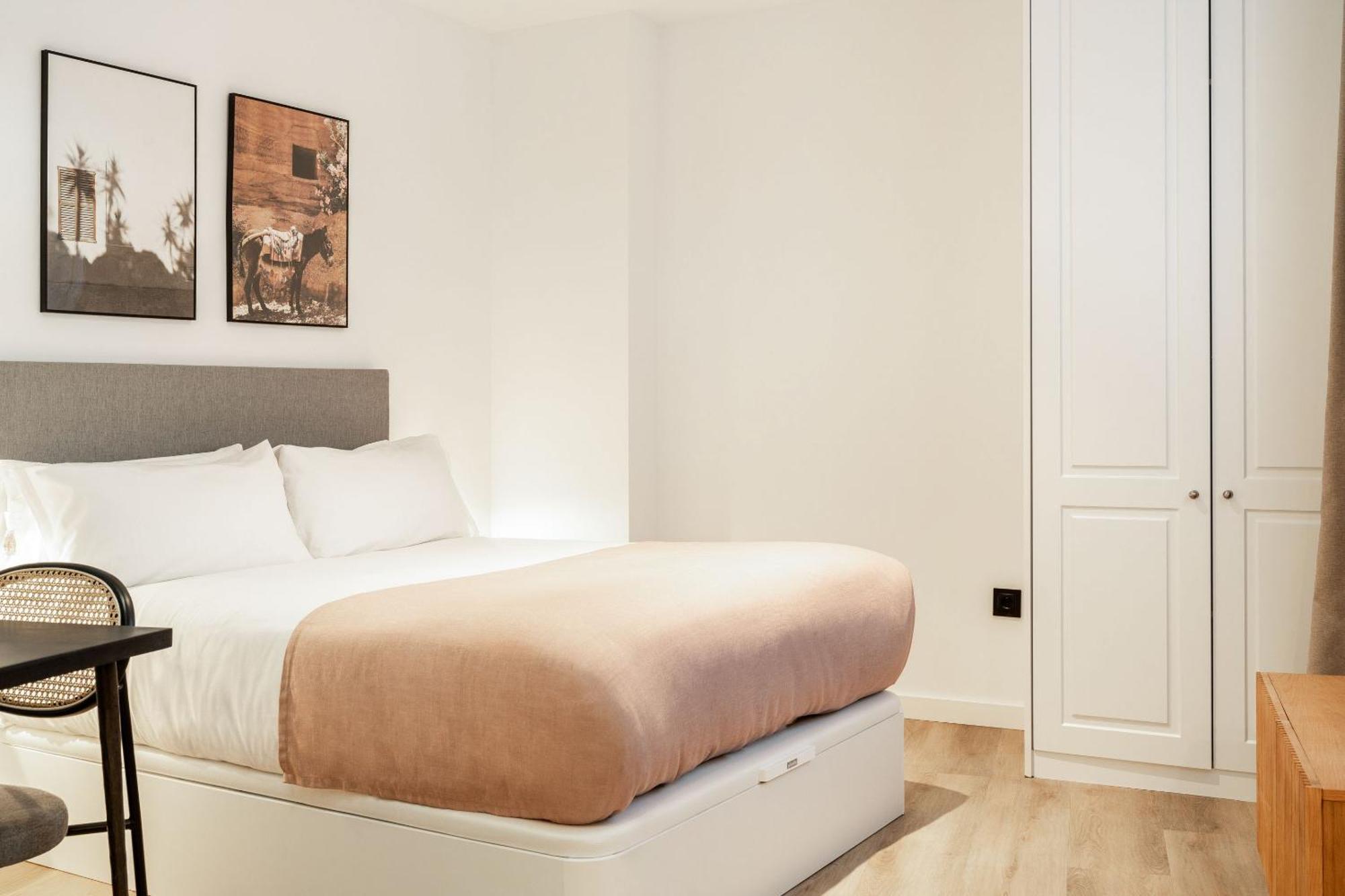 Limehome Malaga Calle Victoria Стая снимка