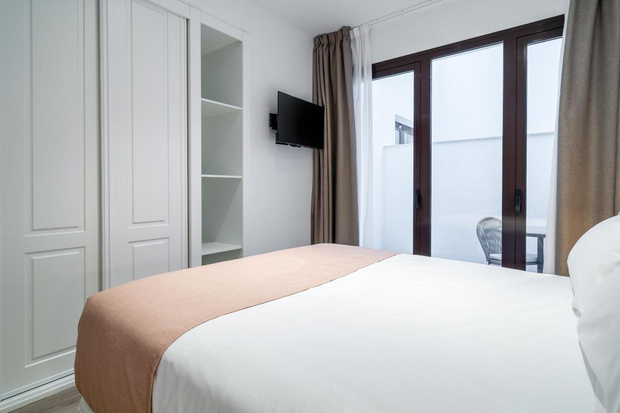 Limehome Malaga Calle Victoria Стая снимка